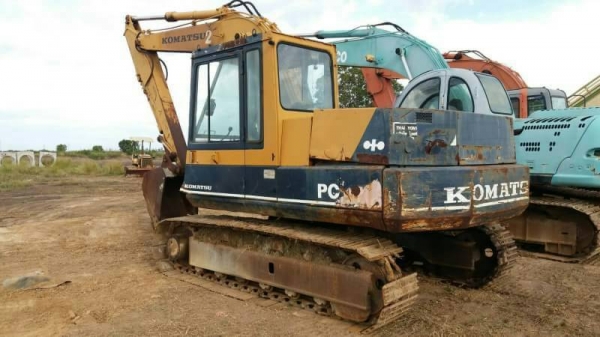 KOMATSU PC 120-3 KOMATSU PC 120-3