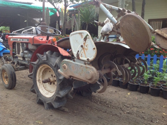 รถไถเก่านอก