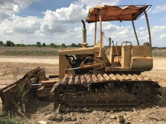 รถแทรกเตอร์ รถแทรกเตอร์