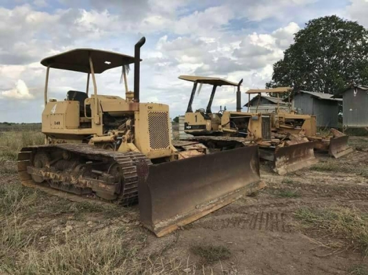 รถแทรกเตอร์ รถแทรกเตอร์