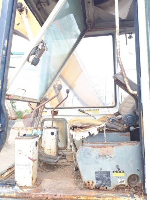 ขาย 365,000 บาท KOMATSU PC120-3 เครื่องดี ปั้มแรง โช่หนา เอวแน่น เอกสารอินวอยท์   รถอยู่ จ.ปทุมธานี โทร&amp;ไอดีไลน์ 0610710295