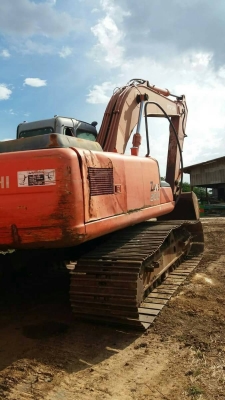 HITACHI ZX 200-1