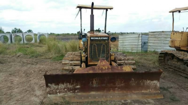 KOMATSU  D20-6P