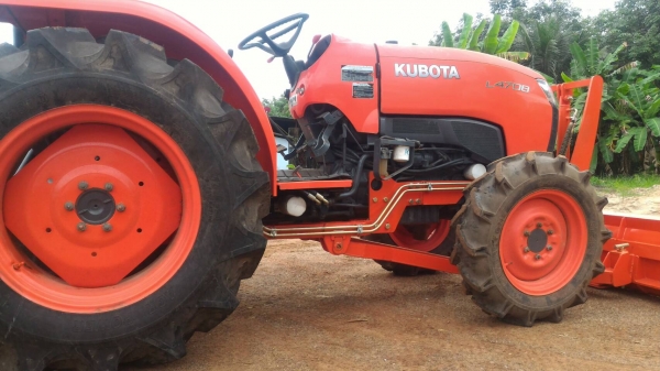 ขายรถไถ KUBOTA L4708 ดันหน้าใหม่ ยางใหม่4 เส้น เปลี่ยนถ่ายของเหลวใหม่ พร้อมใช้งาน เครื่อง เกียร์ ไฮดรอลิค  ดี ราคา 365,000 สนใจโทรคุยกันก่อนได้ครับ มีรถขนส่งบริการทั่วไทย ร้านสามย่านแทรคเตอร์ อ.แกลง จ.ระยอง โทร 0818618678  ,0899347475 id line=0818618678 l