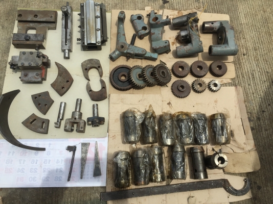 ถูกมาก ขาย กลึงออโต้ลูกเบี้ยวสวยๆใสๆ มีหางส่ง และอุปกรณ์อีกมากมาย ถูกมาก ขาย กลึงออโต้ลูกเบี้ยวสวยๆใสๆ มีหางส่ง และอุปกรณ์อีกมากมาย