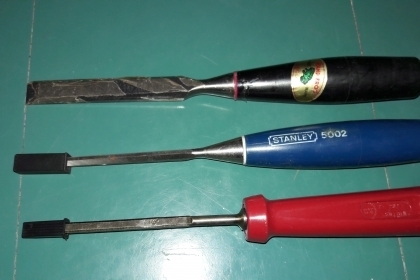 ขายสิ่วตรากบด้ามสีดำ 16mm.  FROG England.ใหม่เก่าเก็บ