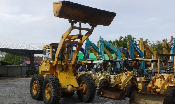 ต้องการขายรถตักล้อยางยี่ห้อ KOMATSU-JH30B รถนอกนำเข้าจากญี่ปุ่น