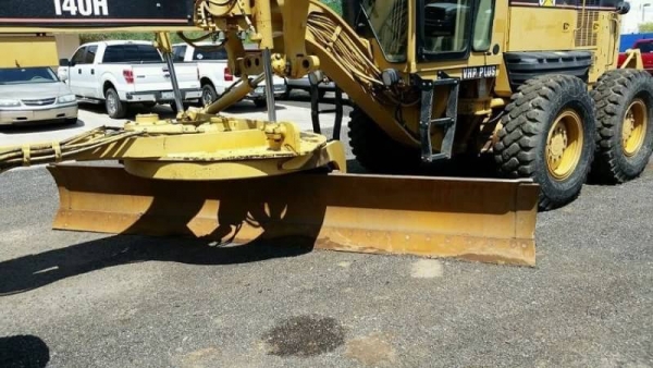 CAT 140H-2 VHP PLUS จากอเมริกา สภาพสวยจัดครับ CAT 140H-2 VHP PLUS จากอเมริกา สภาพสวยจัดครับ