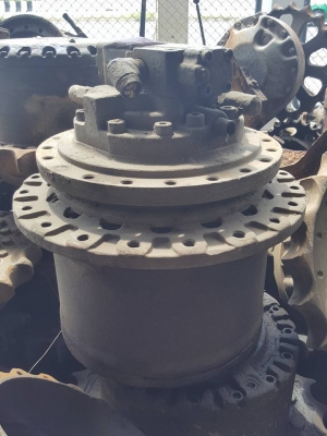 มอเตอร์ตัวเดิน KOBELCO SK 220-2 ราคา 75000 ตัวเดินคาวาซากิ ครบลูก