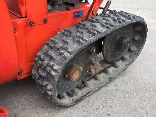 รถพลิกกองปุ๋ยหมัก KUBOTA 4 จังหวะ 5 แรง กลับกองปุ๋ยบนพื้นปูนได้ ใบมีดไม่ติดพื้น