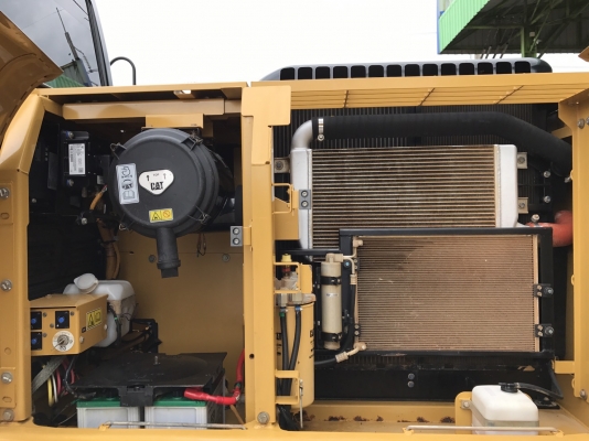 ขาย CAT320D 5000 ชั่วโมง รถสวยเดิม พร้อมใช้งาน ชมรถได้ทุกวัน สนใจติดต่อ 081-4283210 ไอดีไลน์ KOBELCO14