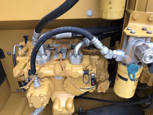 ขาย CAT320D 5000 ชั่วโมง รถสวยเดิม พร้อมใช้งาน ชมรถได้ทุกวัน สนใจติดต่อ 081-4283210 ไอดีไลน์ KOBELCO14