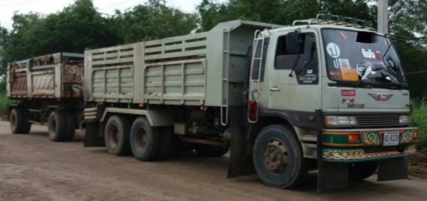 HINO 3 M มี 2 พ่วง พ่วง 18 ล้อ และ พ่วง 22 ล้อ ราคาเดียว  พ่วงละ 1.35 ล้าน  สนใจสอบถามรายละเอียด 0925852277