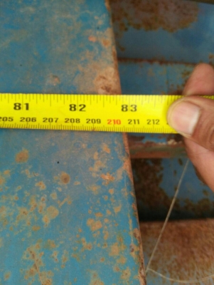 ขายคอกรถ4 ล้อมี2ชุดโลละ25 บาท 089-5498253 ชิ้นหนึงหนักประมาน50โล