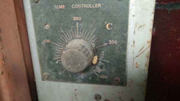 ตู้เชื่อมกับตู้อบลวดเชื่อมขายเหมาแยกได้ครับ