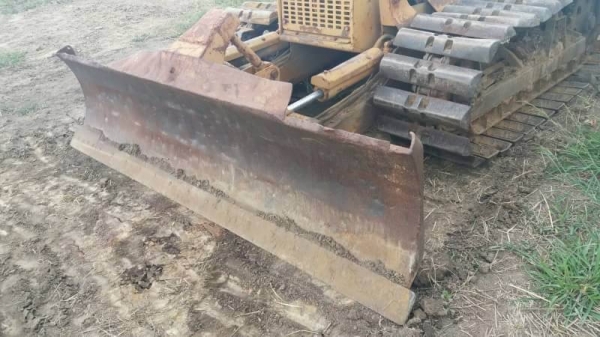 ขายด่วนแทรกเตอร์ตีนตะขาบ