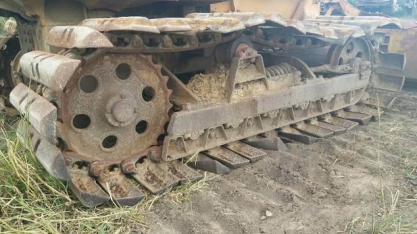 ขายด่วนแทรกเตอร์ตีนตะขาบ