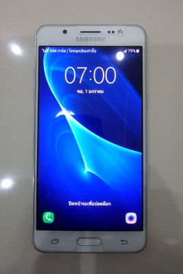 Samsung Galaxy J5 (2016) SM-J510FN สีขาว สภาพใหม่ ติดฟีล์ม ประกันศูนย์ถึง พย.60 มีที่ชาร์ท หูฟัง ส่ง