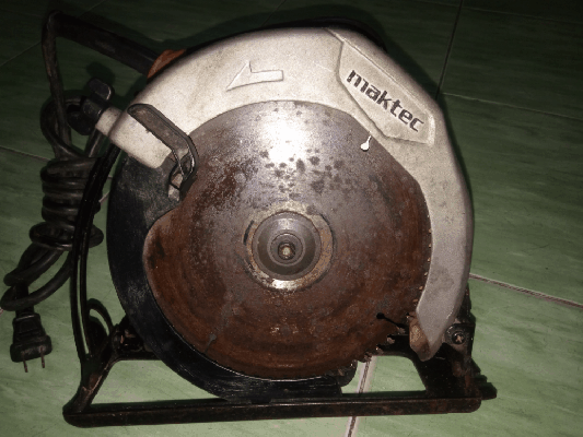 เลื่่อยวงเดือน Maktec MT583