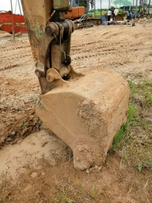 ขาย 1,980,000 บูมยาว 18 m.KOBELCO SK 200 MARK 8 YN 12 SUPER ทำงาน 13,000 ชม. เล่มทะบียน ไฟฟ้าครบ เครื่องดี ปั้มแรง เอวแน่น ช่วงล่างเต็ม แอร์เย็น   รถอยู่ ปทุมธานี โทร&amp;ไอดีไลน์ 0610710295