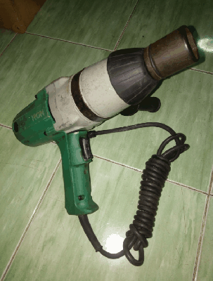 บล๊อคไฟฟ้า 6หุน ยี่ห้อ IRON