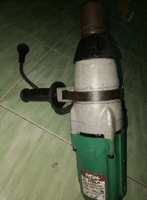 บล๊อคไฟฟ้า 6หุน ยี่ห้อ IRON