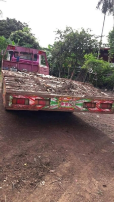 ขาย 335,000 HINO KT920 เพลาเดียว เครื่อง EH700-168 แรง (หางขึ้น 200 ได้) หัวบาง ยางดี คัสชีสวย เอกสารเล่มทะเบียน รถอยู่ จ.ศรีสะเกษ 090-772-3710 090-772-3708