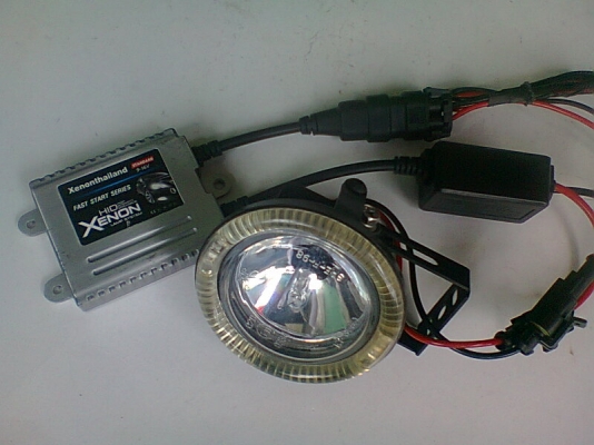 ไฟสปอร์ตไลท์ซีนอล H11 สำหรับสาย DIY