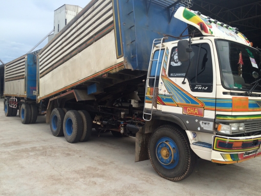 ขายฮีโน่ เครื่อง 340 แรงม้า เกียร์ฟูเลอร์ ดั๊มแม่ลูกคอกเกษตร ขายฮีโน่ เครื่อง 340 แรงม้า เกียร์ฟูเลอร์ ดั๊มแม่ลูกคอกเกษตร