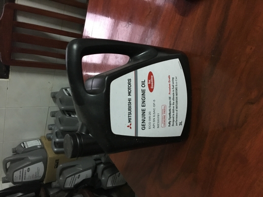 ขายน้ำมันเครื่องสังเคราะห์เบนซินeco 0W-20 3ลิตร ราคา900บาท