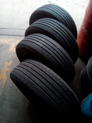215/60R16  MAXXIS WALTZ  MS800  ปี15 ชุด 4 เส้น โทร.081-427-3941