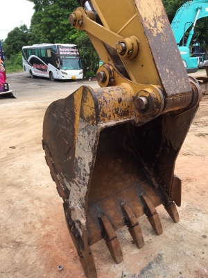 CAT 320D