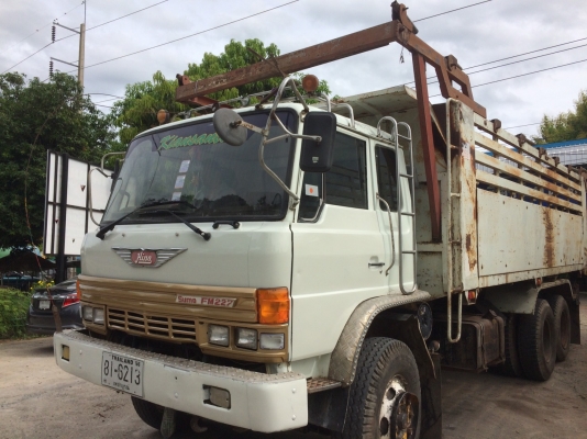Hino เจ้าอินทรี FM 176  เครื่อง HO7D 195 แรง มีสโล ช่วงล่าง 3M ทะเบียนพร้อม