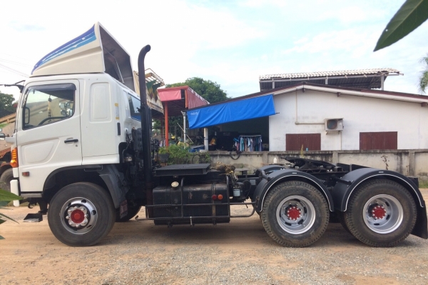 Hino 320 แรง ปี 47 เกียร์ ZF จากโรงงาน ยางดี พร้อมใช้งาน Hino 320 แรง ปี 47 เกียร์ ZF จากโรงงาน ยางดี พร้อมใช้งาน
