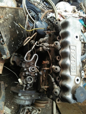 ขายเครื่องอีสุุสุKB 4500บาท ทำอะไหล่089-5498253