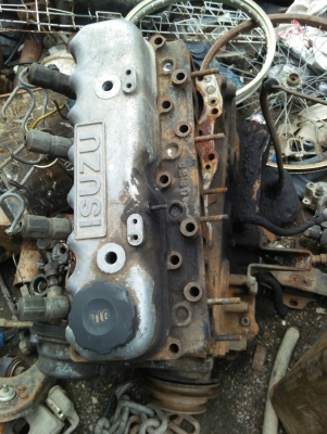 ขายเครื่องอีสุุสุKB 4500บาท ทำอะไหล่089-5498253