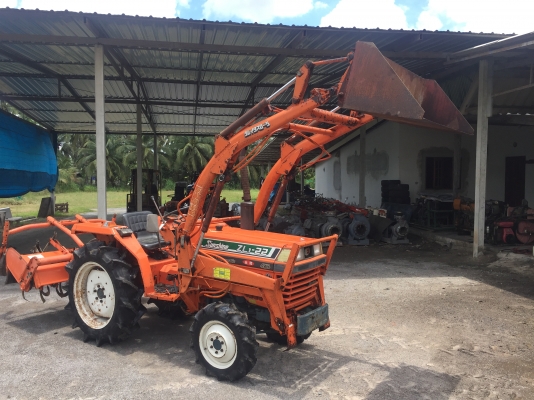 ขายรถไถเก่าญี่ปุ่น ยี่ห้อ คูโบต้า KUBOTA รุ่น ZL1-22 ขับเคลื่อน4ล้อ (4WD) 22 เเรงม้า