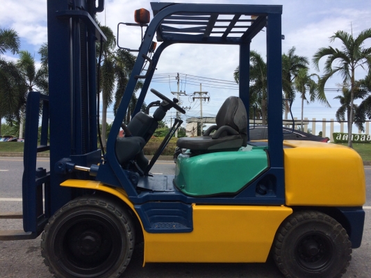 ฟอร์คลิฟต์KOMATSU3ตัน เสา4เมตร รุ้น14 เกียร์ธรรมดา เครื่องดีเซล ฟอร์คลิฟต์KOMATSU3ตัน เสา4เมตร รุ้น14 เกียร์ธรรมดา เครื่องดีเซล
