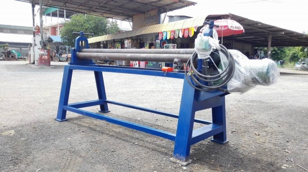 ** SOLD ** เครื่องม้วนเหล็กแผ่น 5 ฟุต เพลาตัน ม้วนหนา 3 มม ไฟ 380V ใหม่พร้อมใช้ ** SOLD ** เครื่องม้วนเหล็กแผ่น 5 ฟุต เพลาตัน ม้วนหนา 3 มม ไฟ 380V ใหม่พร้อมใช้