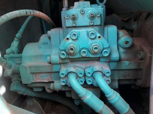 ขายKOBELCO SK120-3  มาร์คไฟว์  ซุปเปอร์  เก่าญี่ปุ่นแท้  6,XXX  ชั่วโมง มีลายแย๊ก  แทรค 60  โทร 089-3818694  ดวงนภา