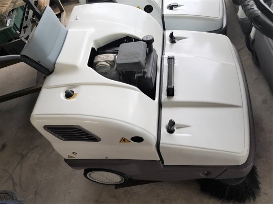 ขาย รถกวาด+ดูดฝุ่น