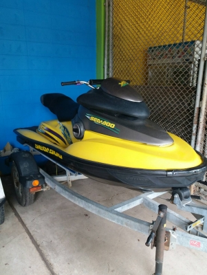 ขายเรือเจ๊ทสกี 2 ลำ เรือเจ็ทสกี seadoo 951 และเรือคาวาสีน้ำเงิน 790 เป็นเรือแบบ 2 ที่นั่ง ขาย ลำละ 6 ขายเรือเจ๊ทสกี 2 ลำ เรือเจ็ทสกี seadoo 951 และเรือคาวาสีน้ำเงิน 790 เป็นเรือแบบ 2 ที่นั่ง ขาย ลำละ 6