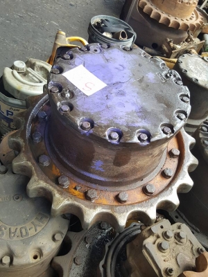 มอเตอร์ตัวเดิน HITACHI EX 200-2 ราคา 50000 ตัวเดินฮิตาชิ ครบลูก