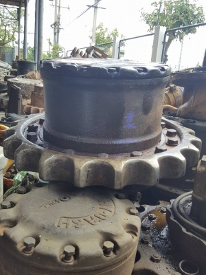 มอเตอร์ตัวเดิน HITACHI EX 200-2 ราคา 50000 ตัวเดินฮิตาชิ ครบลูก