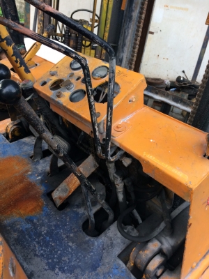 ขาย เยล 2.5 ตัน ดีเซล เสา 3 เมตร