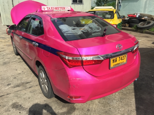 ยาง Bridgestone 245 50 18 ปี17 ดอกเต็ม ไม่มีปะ เนื้อนิ่มๆ ใช้ยาว ราคาไม่แพง