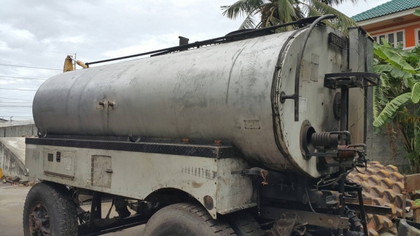 (เฉพาะถัง) ถังสเปรย์ยางแอสฟัล Etnye U.S.A ถังจุ6000ลิตรเก่านอก