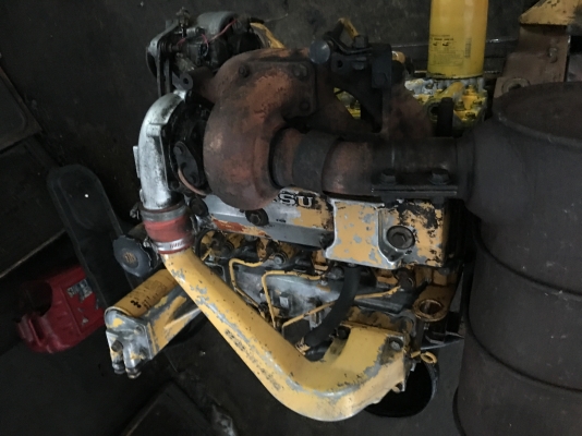 ขายเครื่อง Komatsu 4d95l ใส่ 120-5