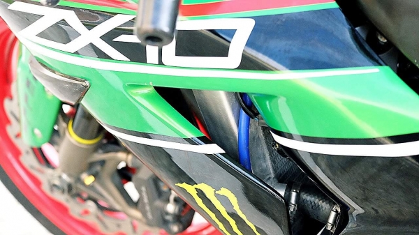 ขาย zx10r ปี2007 ราคามีไว้ต่อรอง