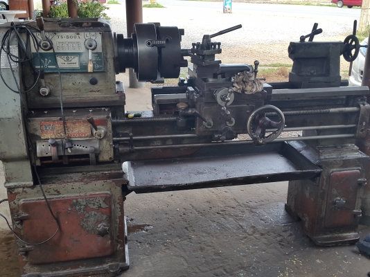 เครื่องกลึง 5 ฟุต 3 เพลา เกียร์บล็อก พร้อมใช้งาน ด่วนๆๆๆ 69,000